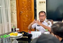 Kedatangan Komunitas, Pesan Danny: Tetap Jaga Kekompakan