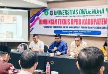 Bangun Sinergitas Forkopimda Jelang Pemilu 2024, Bupati Maros Buka Bimtek Anggota DPRD di Badung