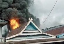 Damkar Maros dan Makassar Belum Sanggup Padamkan Kebakaran Toko Al Fathir, Bupati Maros Minta Bantuan ke Pangkep dan Semen Bosowa