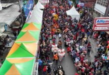 Ribuan Warga Tumpah Ruah di Karnaval Budaya Jappa Jokka Cap Go Meh 2023 Makassar