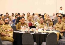 Direktur EKPKD Kemendagri RI Pengarahan Peserta Bimtek Penyusunan LPPD 2022 Pemkot Makassar