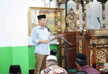 Safari Salat Jumat Camat Tallo Alamsyah di Buloa: Jagai Anak’ta