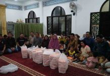 Malam-malam, Camat Tallo Alamsyah Temani Warga Terdampak Banjir, Bawa Bantuan Danny Pomanto