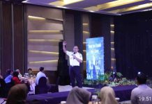 Danny Pomanto Promosikan Makassar Kota Makan Enak di CEO Business Forum