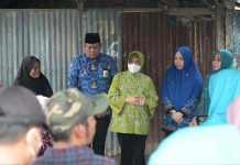 Peduli Korban Banjir, TP PKK Kota Makassar Salurkan 200 Paket Sembako