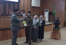 Serahkan LKPJ Tahun 2022, Bupati Maros Chaidir Syam Ajak Anggota Dewan Sama-Sama Cegah Stunting
