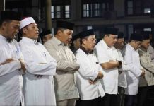 Danny Pomanto Salat Tarawih Berjamaah di Balai Kota: Mari Kita Isi Bulan Puasa dengan Amalia Ramadan