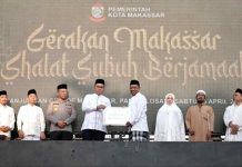 Danny Pomanto, Fatmawati, dan Ansar Kompak Bayar Zakat di Baznas