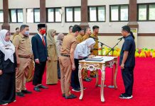 Gubernur Sulsel Andi Sudirman Lantik 13 Pejabat, Berikut Nama-namanya