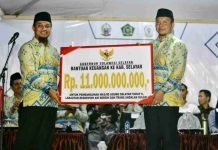 Gubernur Sulsel Salurkan Rp11 Miliar untuk Pembangunan Masjid Agung Selayar Tahap II