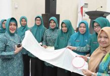 TP PKK Makassar Beri Pelatihan Batik Lontara Ibu-Ibu Kecamatan, Indira Yusuf: Batik Lontara Mendunia