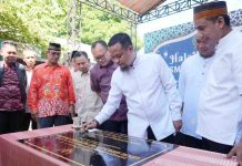 Resmikan Sekretariat IKA SMAN 6 Makassar, Andi Sudirman Tantang Alumni Program Peningkatan SDM
