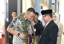 Ketua DPRD Maros Hadiri Penamatan Santri