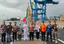 Sambangi Kapal Perang Angkatan Laut Italia, Camat Tallo Alamsyah Dampingi Danny Pomanto