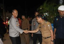 Bersama Masyarakat, Camat Tallo Alamsyah Sahabuddin Sambut Silaturahmi Kapolrestabes Makassar