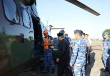 Hari Bakti TNI AU ke-76, Danny Pomanto Naik Helikopter ke Jeneponto
