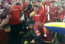 Taufan Pawe Nobar dengan Ratusan Suporter PSM Makassar di Parepare