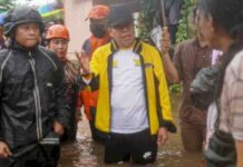 Taufan Pawe Minta Data Korban Bencana Banjir: Rampungkan Penyaluran Kompensasi