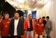 Andi Utta Sebut Pelantikan IKA Unhas Bulukumba Spesial! Danny Pomanto: Apa Pi Lagi?