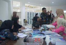 TP PKK Makassar Ajari TP PKK Bulukumba Sistem Administrasi dan Dasawisma