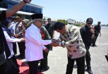 Pj Gubernur Sulsel Bahtiar Dampingi Wapres KH Ma’ruf Amin Selama Transit di Makassar