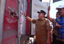 Ekspor Rp1,64 Triliun Produk Unggulan Sulsel ke 29 Negara, Pj Gubernur Bahtiar: Ubah Jalur Pengiriman Barang