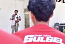 Pj Gubernur Bahtiar Lepas Atlet Panjat Tebing Sulsel Menuju Pra PON, Ketua DPRD Buka Suara