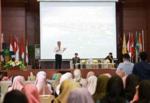 Danny Pomanto Kampanye Transformasi Kepimpinan Era 5.0 di Hadapan Ribuan Mahasiswa UINAM