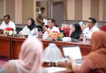 PPID Makassar Presentasi Keterbukaan Informasi Publik di Hadapan KI Sulsel