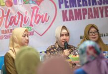 Menyemarakkan Hari Ibu 2023, Ketua TP PKK Makassar Kampanye SADARI dan Tes IVA