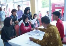 Atlet Berprestasi di Porkot Makassar Terima Bonus Dari Pemkot, Ahmad Susanto: Terima Kasih Pak Danny, Mereka Tambah Semangat