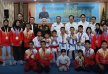Kadispora Makassar Andi Pattiware Dampingi Wali Kota Danny Resmikan Sekretariat Do Gojukai