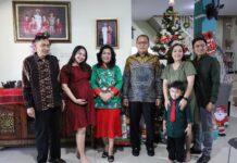 Perayaan Natal, Danny Jaga Silaturahmi