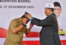 Sejalan Program Pesantren, Pimpinan Ponpes DDI Mangkoso Dukung Budidaya Pisang Cavendish