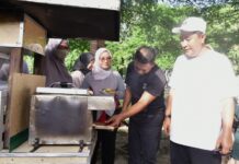 Rasanya Sangat Pas, Pj Gubernur Bahtiar Puji Buroncong Buatan Dg Sikki