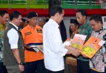 Jokowi Bantu Petani Gagal Panen Rp8 Juta Per Hektar di Grobongan Jateng
