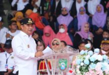 Jadi Saksi Pernikahan di Peringatan HAB Kemenag RI ke-78, Pj Gubernur Sulsel Mengaku Takjub Seraya Mendoakan Kedua Mempelai