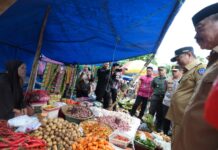 Pantau Pasar Tradisional, Harga Cabai Turun Sebelumnya Harga Rp50, Kini Rp30 Ribu