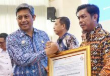 Masuk Lima Besar Pelayanan Publik Terbaik di Provinsi Sulsel, Pj Sekda Makassar : Ini Bukti Nyata Kinerja OPD Semakin Meningkat Positif dalam Pelayanan ke Masyarakat