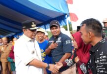 Serius Mengubah Ekonomi Masyarakatnya, Pj Gubernur Sulsel Ajak Petani dan Peternak Manfaatkan Fasilitas KUR