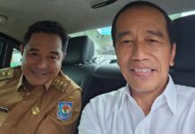 Dampingi Kunjungan Kerja di Sulsel Sembari Pj Gubernur Bahtiar Semobil dan Foto Selfie Bareng Presiden Jokowi