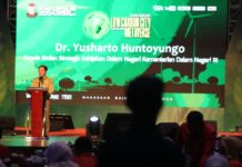 Kemendagri Apresiasi Walkot Danny yang Dinilai Telah Menunjukkan Prestasinya Mengantar Makassar Sebagai Kota Terinovatif di Indonesia dengan 107 Inovasi