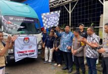 Ketua DPRD Maros Dampingi Bupati Lepas Distribusi Logistik Pemilu