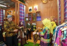 Hadiri Pameran Inacraft 2024 di Jakarta, Pj Sekda Andi Muhammad Arsjad : Dekranasda Sulsel Menampilkan Kerajinan Anyaman Hasil Karya Para Penyandang Disabilitas
