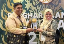Raih Penghargaan Adipura ke-8, Bupati Maros dan Wakilnya Luar Biasa Bilang Itu Upaya Kolaboratif Seluruh Pihak Baik Pemda dan Masyarakat