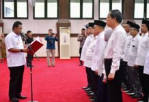 Pj Gubernur Bahtiar Melantik Pengurus FKUB Sulsel 2024, Forkopimda Turut Masuk sebagai Pembina
