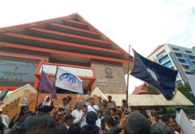 KJPP Sulsel Geruduk DPRD, Tolak RUU Penyiaran dan Mendesak Agar Mengulangi Pemilihan Komisoner KPI