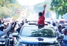 Dikenal Sebagai Sosok Sombere dan Berjiwa Sosial, Ribuan Warga Terpanggil Antar Ahmad Susanto Daftar ke PAN dan PKS