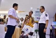Gelar Operasi Katarak Terhadap 115 Warga Sulsel, Pj Gubernur Prof Zudan Berterima Kasih ke Bank Mandiri