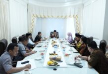 Pj Gubernur Prof Zudan Bersama KPU Sulsel Bahas Persiapan Pilkada Serentak